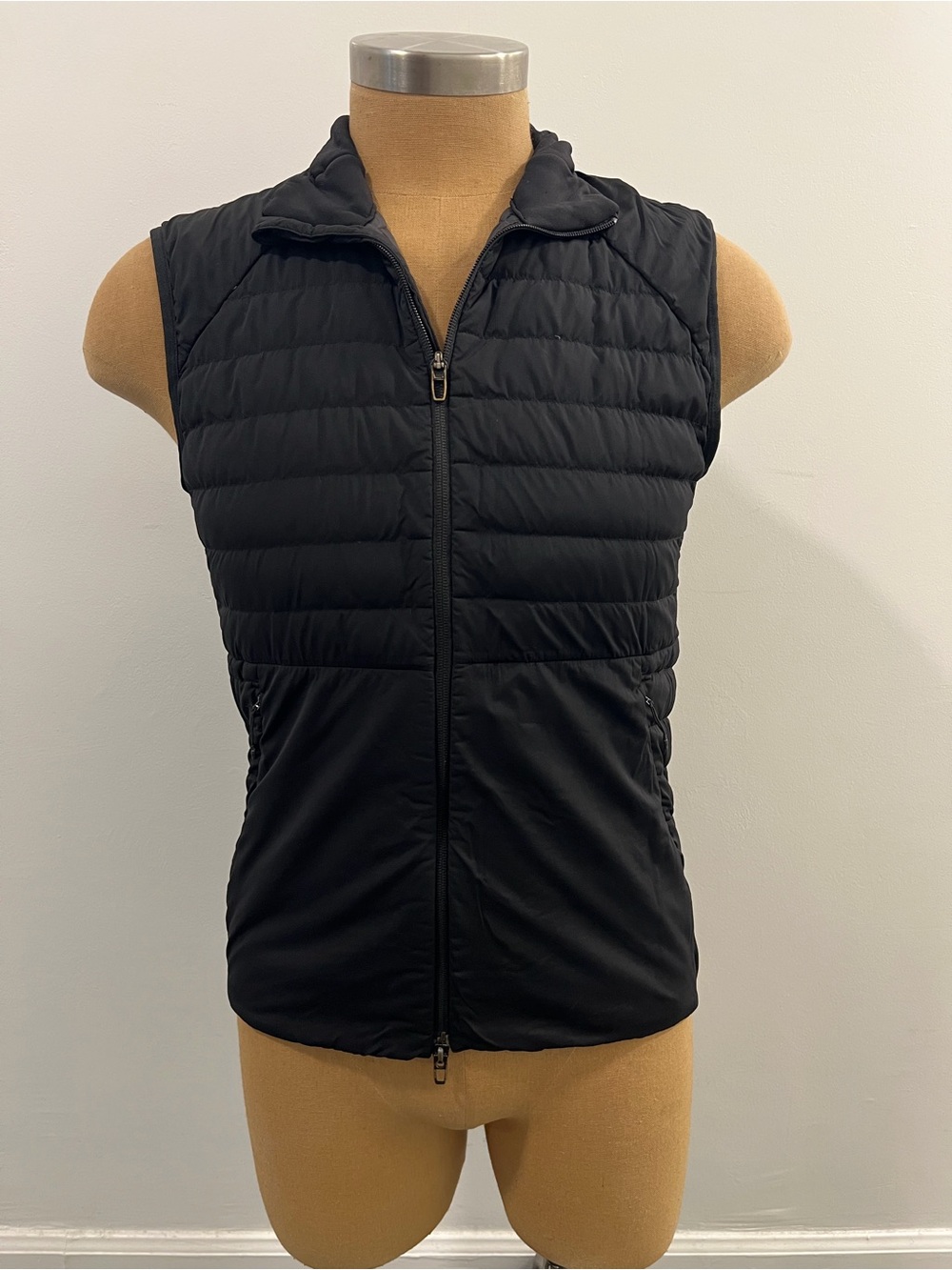 lululemon athletica Black Quilted Sleeveless Zip Vest
